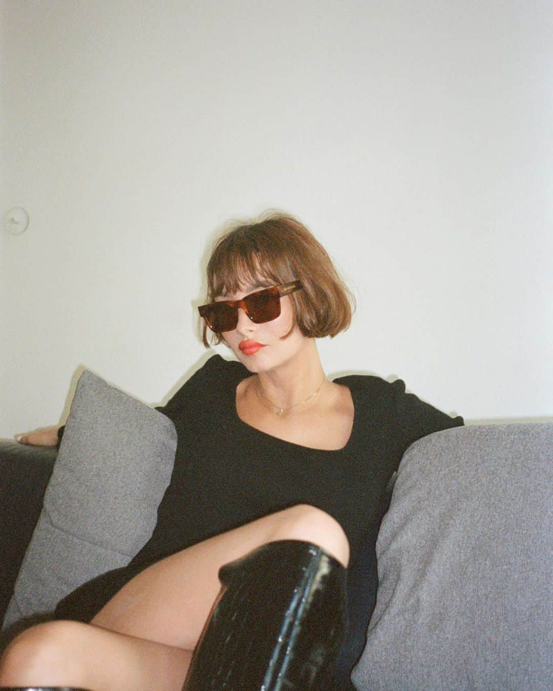 テイラー・ラシェのインスタグラム：「sweet nothings  @lu.goldie」