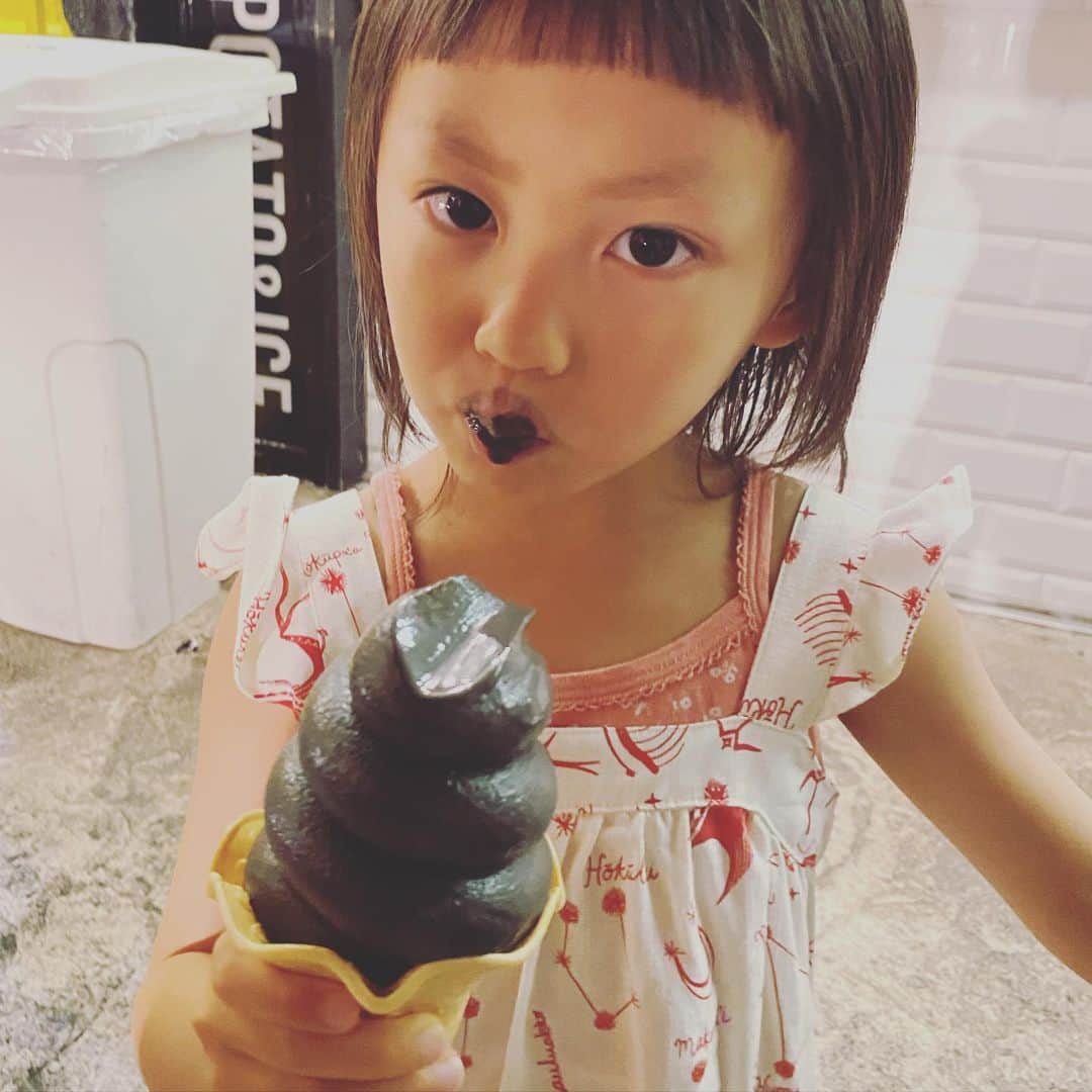 YOPPYのインスタグラム：「. こんな可愛い子 知りません」