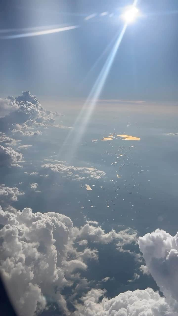 オータム・リーザーのインスタグラム：「✨⛅️ Happy summer solstice ☀️ ✨」