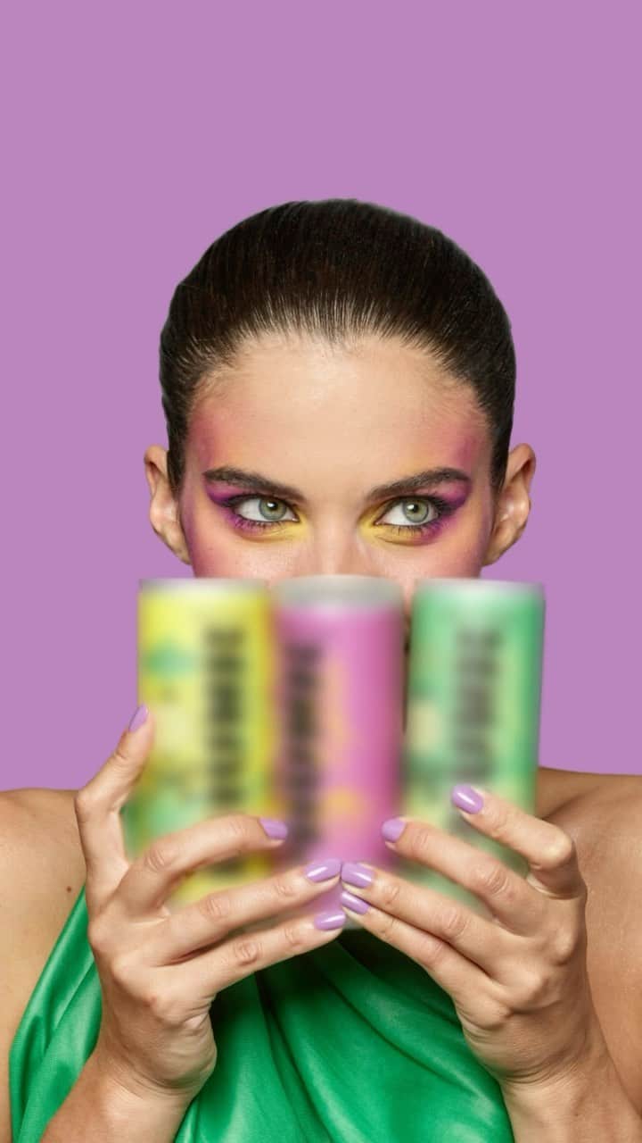 サラ・サンパイオのインスタグラム：「Tomorrow… new @phunkdrinks」