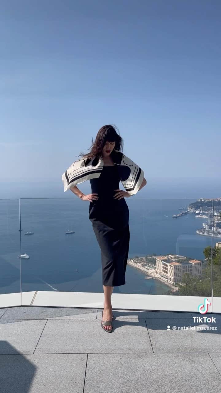 ナタリー・スアレスのインスタグラム：「Summer solstice part 1 in the South of France.」