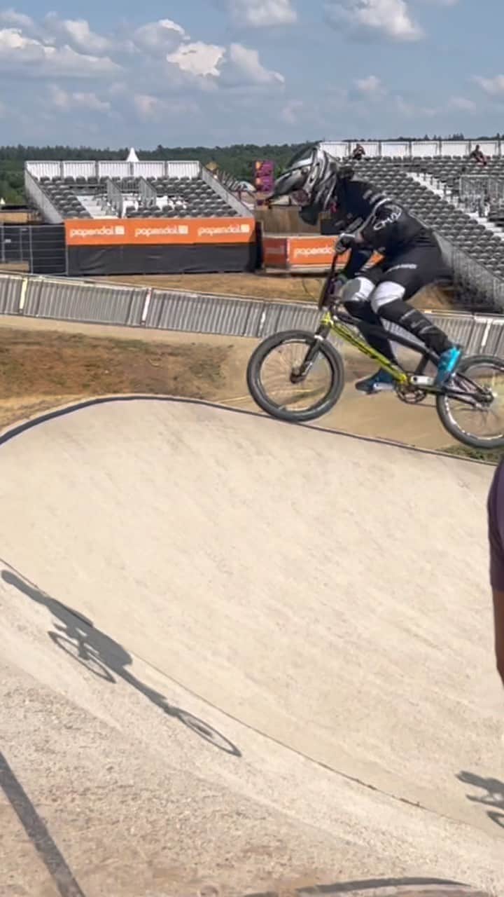 のインスタグラム：「Second straight effort from practice. #TenBMXCommandments」