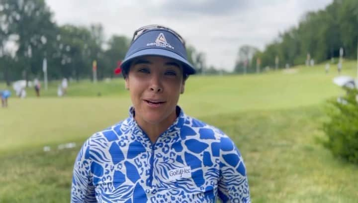 マリアホ・ウリベのインスタグラム：「¡Con todo por una gran semana! 🇨🇴🎙️  El análisis de la colombiana @mariajogolf antes de iniciar el @kpmgwomenspga. 💪🏼」