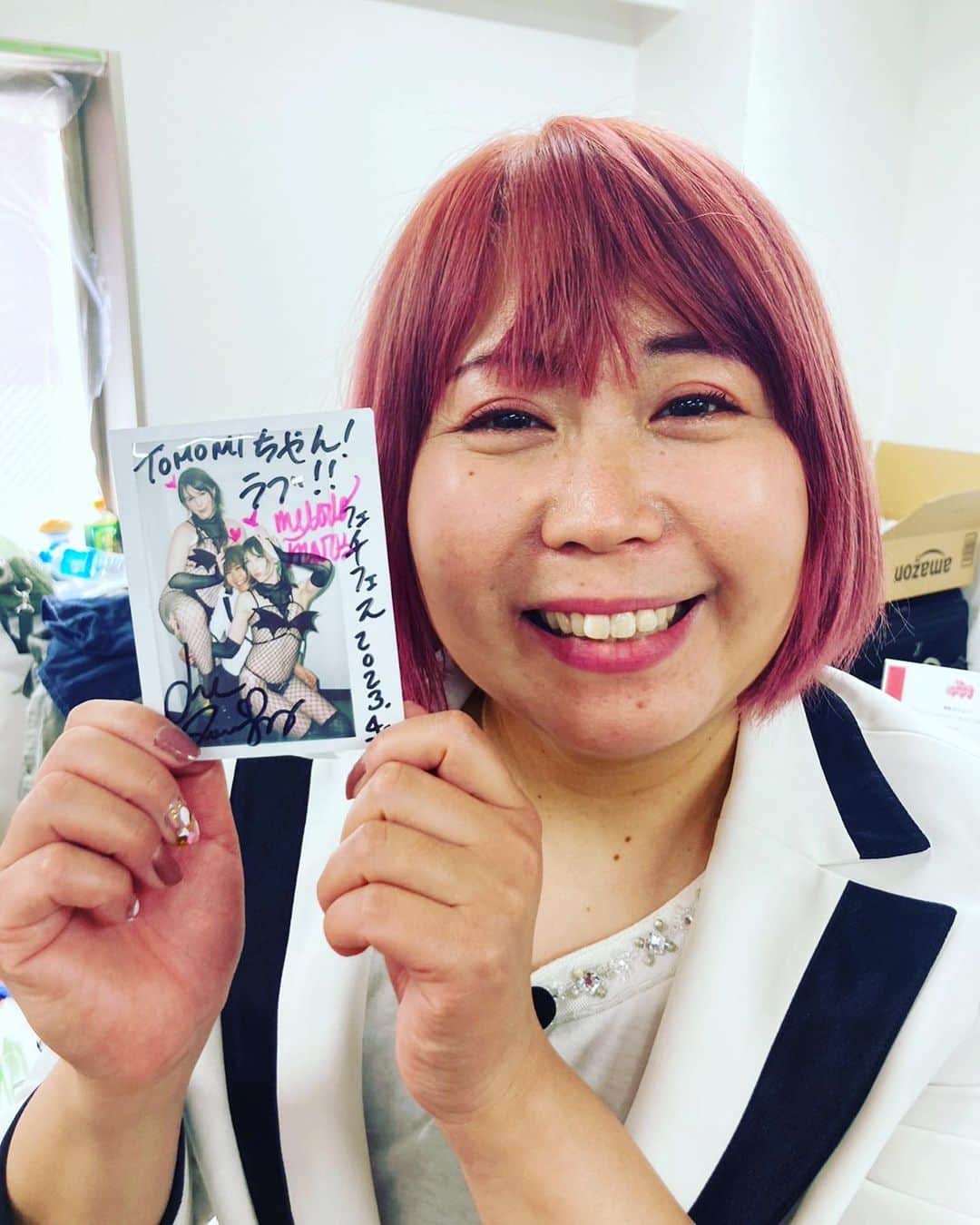 のインスタグラム：「今週の #ジロジロ有吉 は🥳  あらゆるフェチの祭典✨✨ フェチフェスに潜入🕵️‍♂️  定番からニッチなフェチまで😳 #有吉弘行 も大興奮🌋」