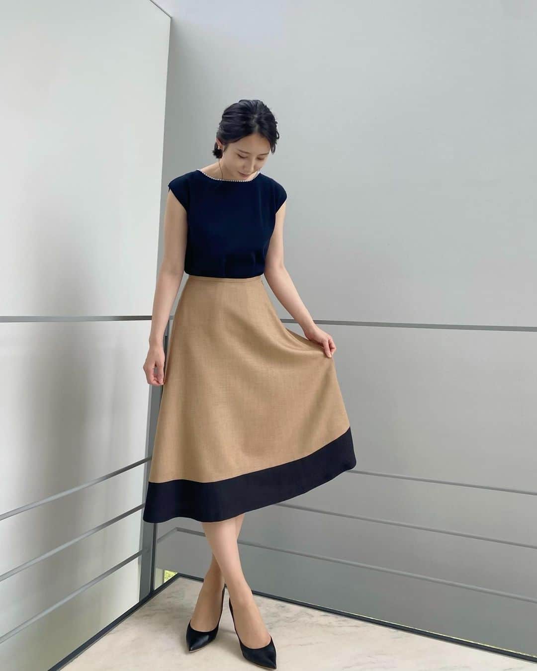 森川夕貴のインスタグラム：「* * 1. Tops: Maglie    Skirts:TONAL   2. troisiemechaco  3. maison de Dolce.  4.Tops:troisiemechaco 　 Skirts: BLANC  5. MURUA  #outfit #衣装　#fashion」