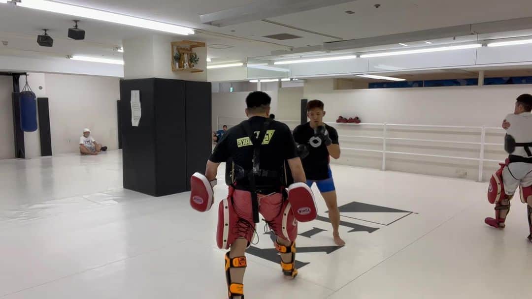 のインスタグラム：「. お仕事の為、早めに練習。 ありがとうございました🙏」
