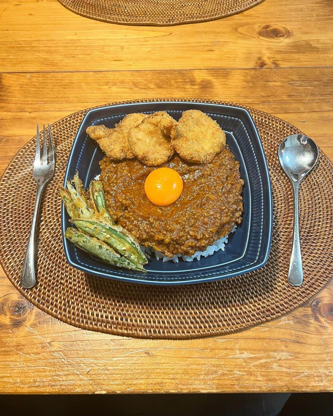 のインスタグラム：「コンプのかかり具合が秀逸でした。 #コータローキーマカレー #最高 #以上 @kotaro_kubota」