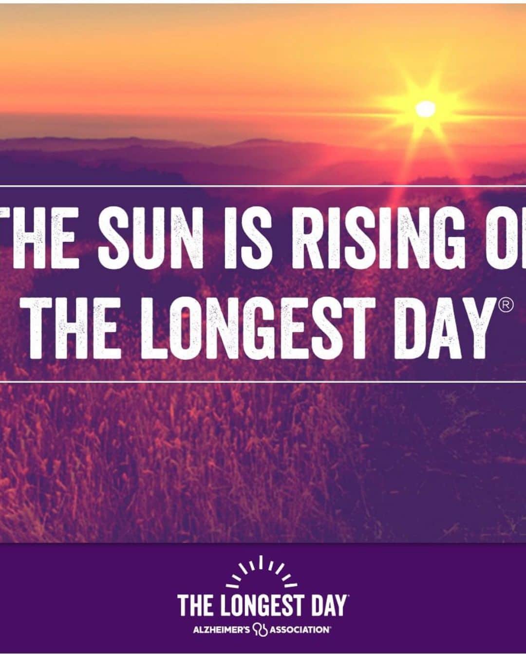 サラ・ラファティさんのインスタグラム写真 - (サラ・ラファティInstagram)「Happy Summer Solstice! Happy sunshiniest day of the 365! Today is the longest day of the year. And on this day with the most light, many are shining their light on the darkness of Alzheimers. Please head to @alzassociation for more. Sending love to all the caregivers, today and every long day. 💜☀️ cc:  thank you for the sunshiny dress @birdandknoll」6月22日 5時34分 - iamsarahgrafferty