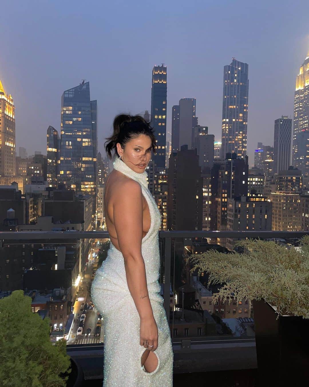 La'Tecia Thomasのインスタグラム：「city summer nights 🥲」