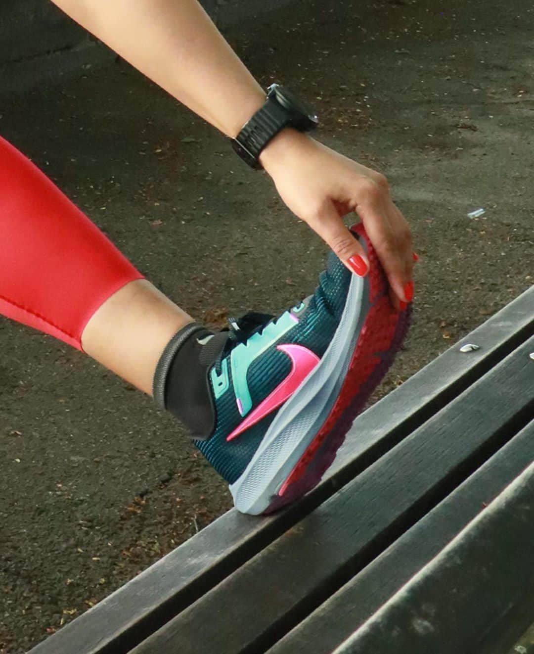 The Run Dept.さんのインスタグラム写真 - (The Run Dept.Instagram)「When @wrucrew runner @_ginababy wants to feel powerful, she laces up her shoes. “Honestly, nothing makes me feel stronger than running.” 💪  Gina Runs in Pegasus. Hit the link in bio to look for yours. 🔗」6月22日 5時54分 - nikerunning