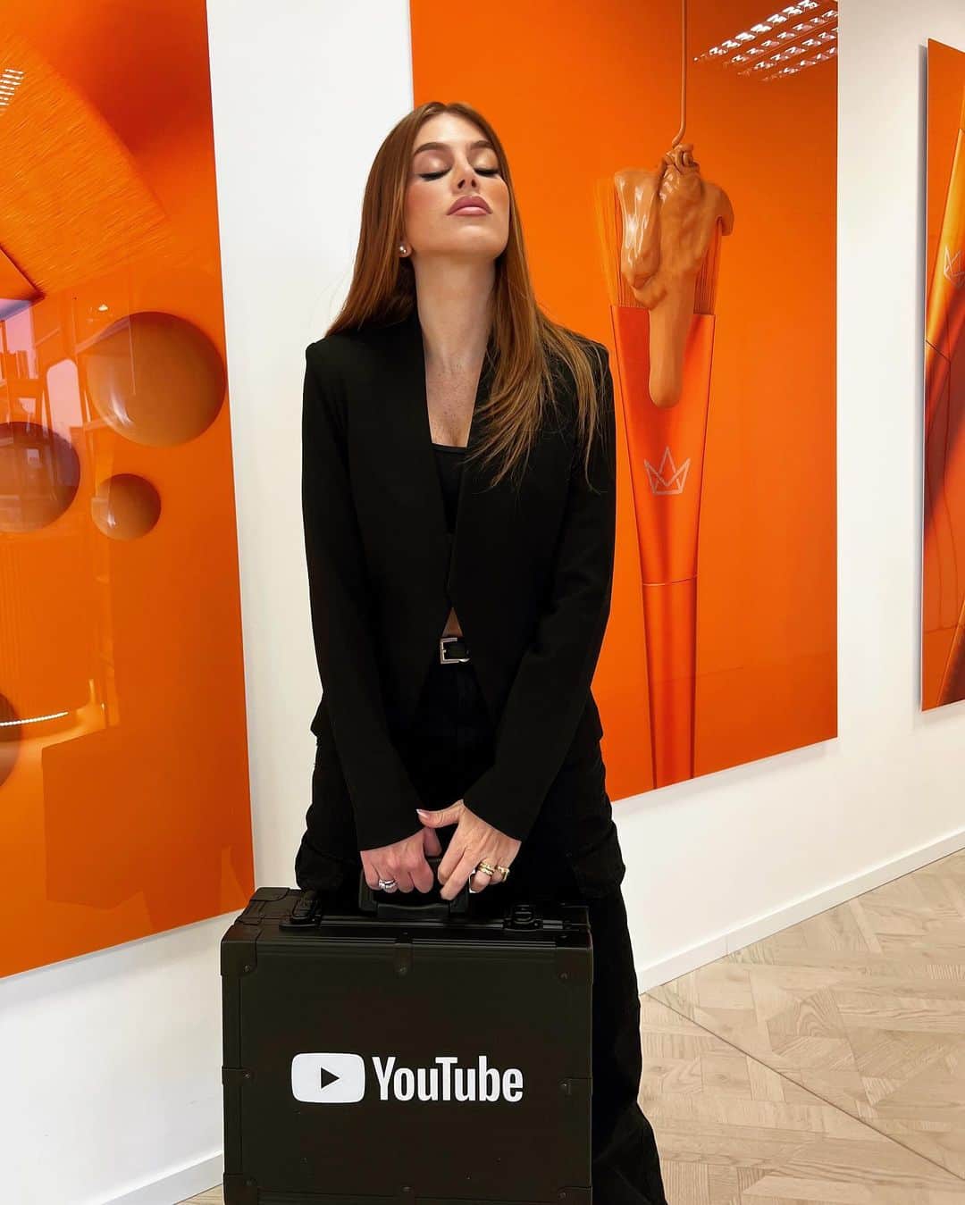 マリ・マリアのインスタグラム：「Avisa aí que chegou @youtubebrasil ❤️🧡🥲」