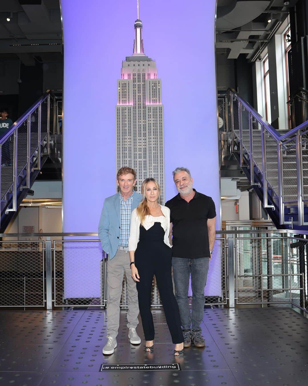 Empire State Buildingさんのインスタグラム写真 - (Empire State BuildingInstagram)「Taking fabulous to new heights and celebrating in style!  The party in NYC continues! @empirestatebldg will be lit pink tonight in honor of #AndJustLikeThat Season 2 streaming TOMORROW on Max!💕」6月22日 6時11分 - empirestatebldg