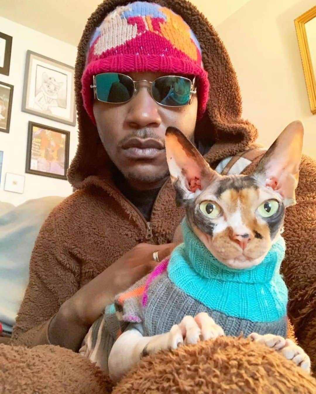 MSHO™(The Cat Rapper) さんのインスタグラム写真 - (MSHO™(The Cat Rapper) Instagram)「I just wanted to let you all know that my Darling MegaMam has passed away due to heart failure. I just wanna say that I love and appreciate her with all my heart. You have taught me soo much and you have been here with me every step of the way. Words will never explain how much I will miss and love you forever. You and I both have had each others backs and the best 9 years of our lives. I remember saving your life when you were just 2 months old extremely sick kitten and we nursed you back to health. Your sister Queen Sushi and your Mom TALI are everything to me. If anyone is reading this. PLEASE don’t feel too sad for me because I’m ok and I’ve had time to process this all. I’m a little sad you won’t be able to meet our wonderful kid. But I know your spirit will be here with us. I love you MegaMam and I would have done everything in my power to keep you here but I know it was your time. Please Tell your Mother TALI that I love her as well. I know she will keep you protected. Her and Ravioli until I join the other side with you. Thank you for changing my life. I promise I will continue our legacy even if it’s the last thing I do. I love you MEGAMAM. Daddy misses you. We all miss you, I promise I won’t let this be all for nothing. Thank you for teaching me how to love and care. I promise to save all the cats and go harder for you and my family. I miss you sleeping with me every night and coming down stairs late at night to tell me to stop gaming and come to bed. I’ll never be able to replace you. Love you. I Can’t believe I’ve lost 2 of my children in less then 1 year. I need life to be a little easier on me right now. ❤️ #RIPMegaMam #MegaMam #TheMightyMegaMam #TheCatRapper #MoGang」6月22日 7時45分 - iammoshow