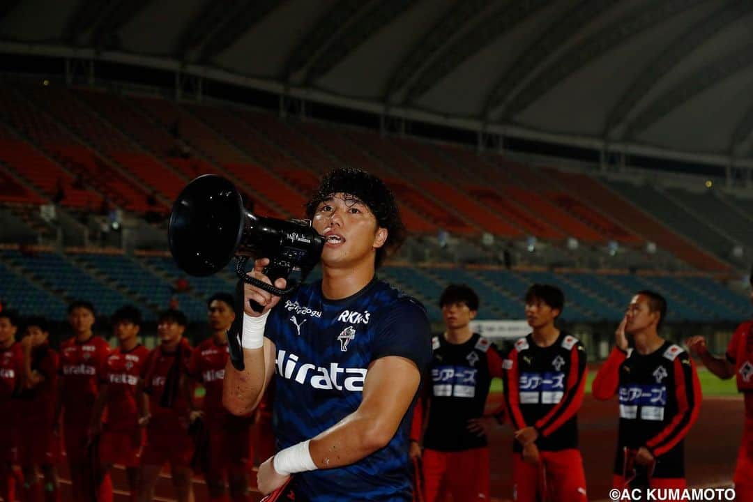 ROASSO KUMAMOTOさんのインスタグラム写真 - (ROASSO KUMAMOTOInstagram)「フォトレポート📸3️⃣ #ロアッソ熊本 #6月21日 #天皇杯 #2回戦 #FC琉球戦 #2-2(PK5-4) #東山達稀⚽️ #大本祐槻⚽️ #田代琉我🧤 #3回戦進出 #応援ありがとうございました  次の試合は #6月25日 #19時キックオフ #ホームゲーム #ジュビロ磐田戦 #熊本銀行サンクスマッチ #ご来場お待ちしています」6月22日 8時58分 - roassokumamoto_official