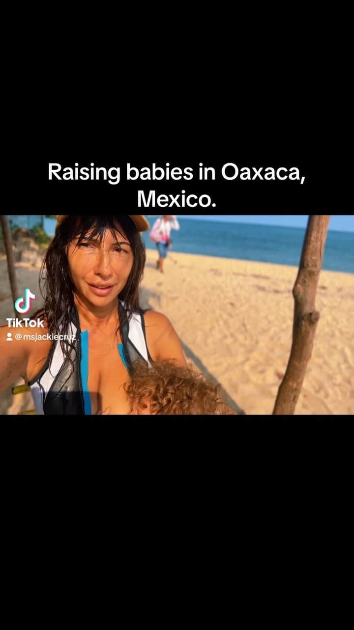 ジャッキー・クルーズのインスタグラム：「Raising the babies in Oaxaca, Mexico has been such an incredible experience. We spend most of our time in the jungles of Oaxaca. Have you been to the coast of Oaxaca yet?? Let me know」
