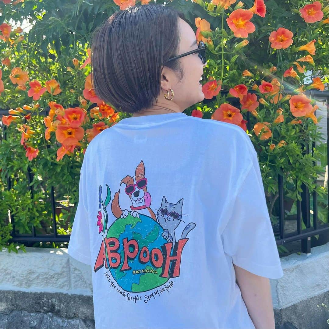 富久美玲のインスタグラム：「🆕 . めっちゃ可愛い犬猫愛護支援Tシャツ🌺 . #abpooh Tシャツ ▷Lサイズ .  #身長152cm#mireistylecode#ootd」