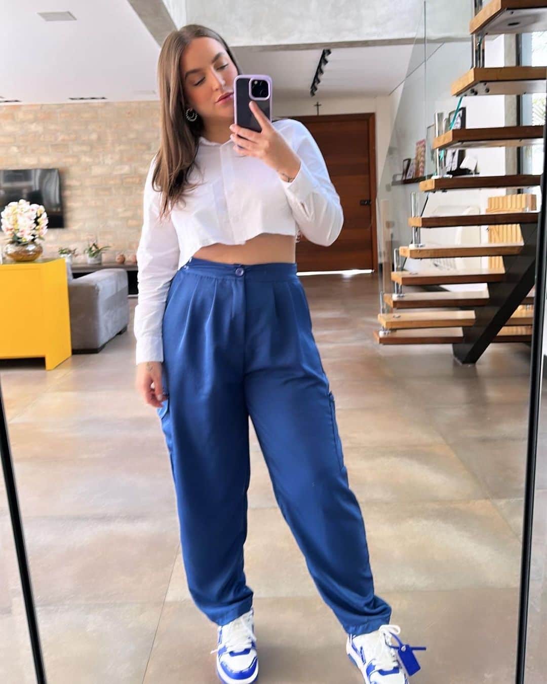 Bruna Unzuetaのインスタグラム：「Os lookinhos da semana ❤️」