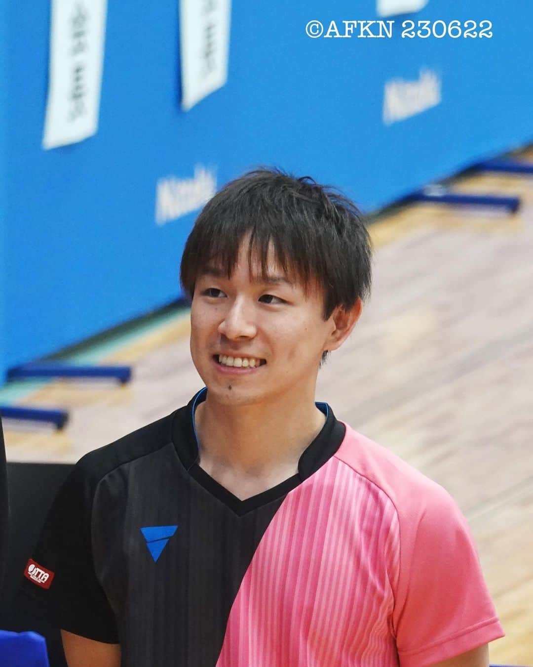 丹羽孝希さんのインスタグラム写真 - (丹羽孝希Instagram)「🏓️ 𝐓𝐡𝐞 𝐓𝐡𝐢𝐫𝐝 𝐌𝐚𝐭𝐜𝐡 𝐚𝐛𝐨𝐮𝐭 𝐉𝐚𝐩𝐚𝐧 𝐋𝐞𝐚𝐠𝐮𝐞 𝐨𝐟 𝐄𝐚𝐫𝐥𝐲-𝐒𝐞𝐚𝐬𝐨𝐧 𝟐𝟎𝟐𝟑🏓️  𝗡𝗶𝘄𝗮 𝗞𝗼𝗸𝗶 𝘄𝗼𝗻 𝘁𝗵𝗲 𝗴𝗮𝗺𝗲, 𝗮𝗻𝗱 𝗖&𝗣 𝘁𝗲𝗮𝗺 𝗹𝗼𝘀𝘁 𝗶𝗻 𝗮 𝘃𝗲𝗿𝘆 𝗰𝗹𝗼𝘀𝗲 𝟮-𝟯 𝗺𝗮𝘁𝗰𝗵.  C&P 2–3 愛知工業大学  1. 丹羽孝希 3-2 篠塚大登（5-11，11-8，8-11，11-5，11-7） 2. 吉村和弘 2-3 横谷晟 3. 沼村斉弥 / 吉村和弘 2-1 横谷晟/谷垣佑真 4. 沼村斉弥 0-3 谷垣佑真 5. 橋本一輝 1-3 鈴木颯  #丹羽孝希 #tabletennis #卓球 #niwakoki #kokiniwa #ケアリッツ・アンド・パートナーズ」6月22日 22時58分 - allforkokiniwa