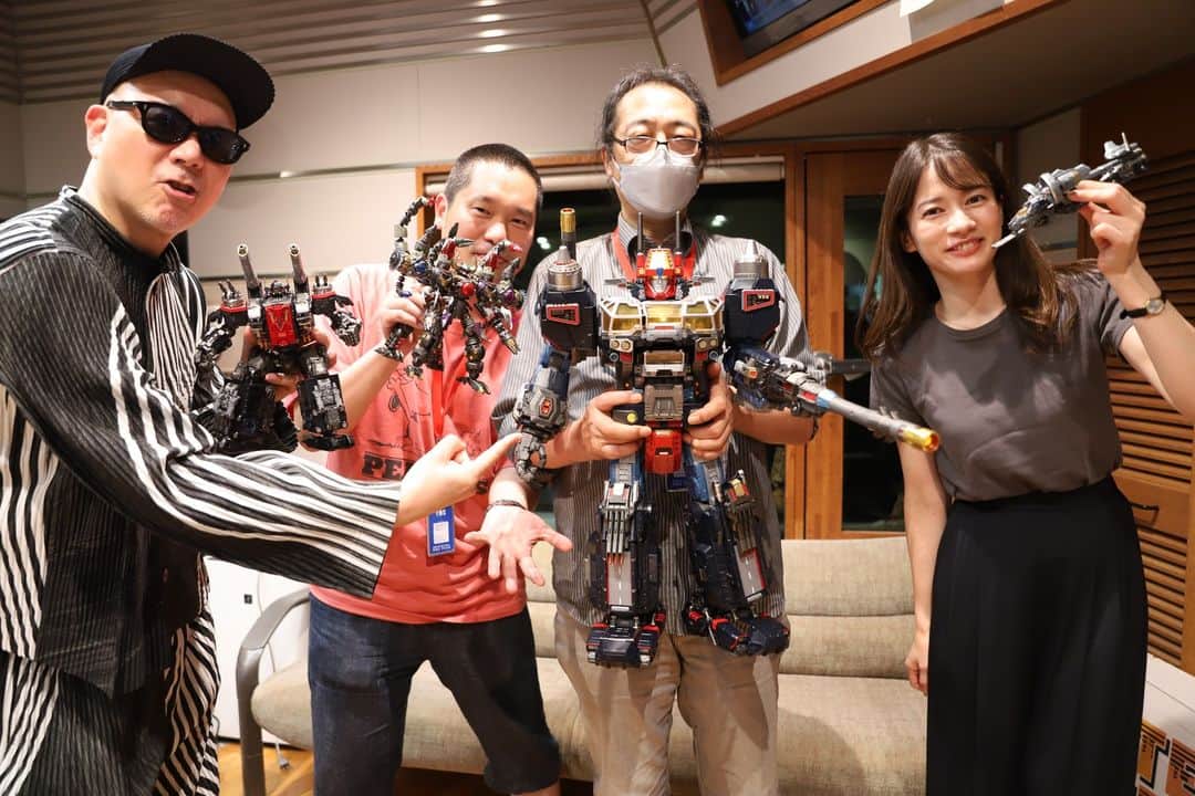 TBSラジオ「アフター6ジャンクション」さんのインスタグラム写真 - (TBSラジオ「アフター6ジャンクション」Instagram)「オンエア写真集(2023/6/22) #utamaru #宇多丸 #宇内梨沙 #rhymester #ライムスター #openthewindow #十影 #フランケン #トカちゃんケンちゃん #ダイアクロン #タカラトミー #ダイアクロン隊員 #ロボットベース #ロボットベースGX #グランドダイオン #クラウドアクロス #高谷元基 #渡辺範明 #ドロッセルマイヤーズ #TBSラジオ #アフター6ジャンクション#ラジオ #radiko #TBSラジオ #アフター6ジャンクション #ラジオ #tbsradio」6月22日 23時34分 - after6junction