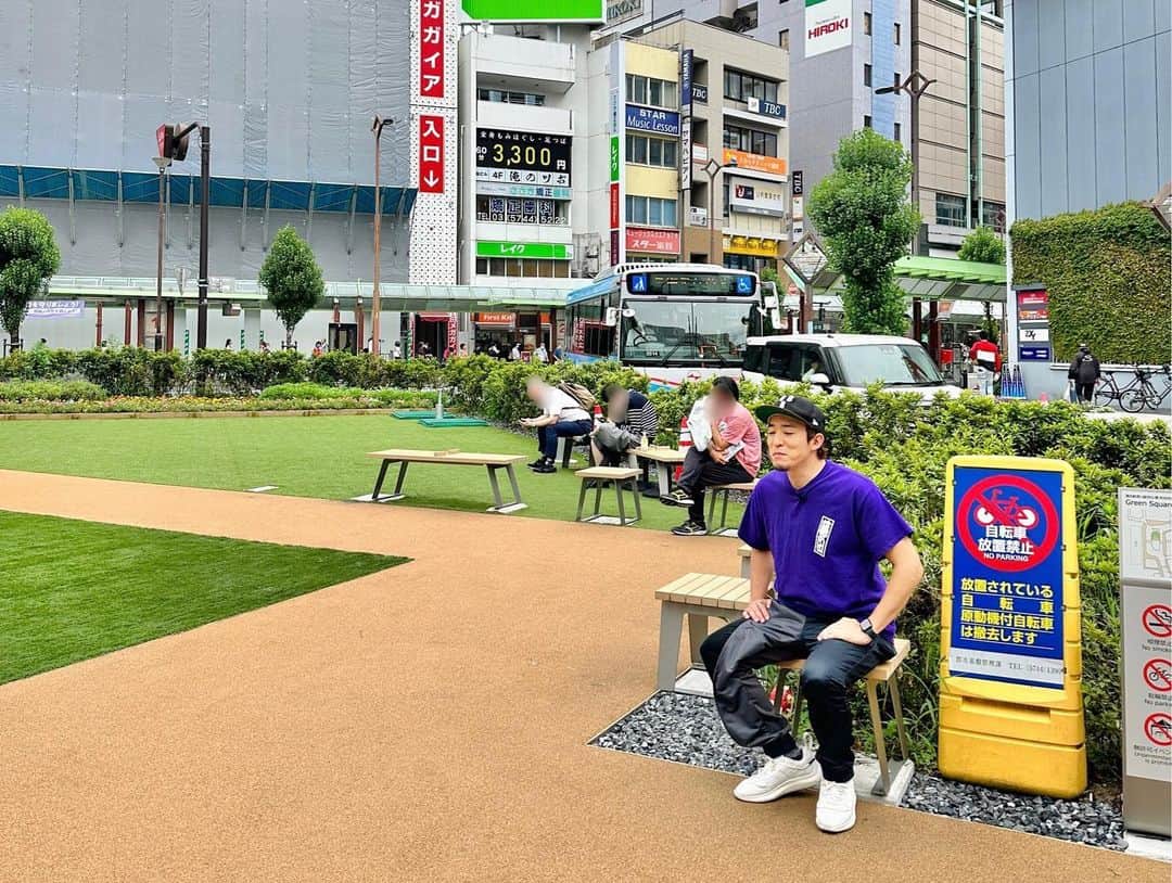 DEppaさんのインスタグラム写真 - (DEppaInstagram)「本日はとある撮影🎥  蒲田でファンキー加藤アニキをおもてなし！w  厚かましくも私がお昼から夜まで 地元蒲田を案内させて頂きました！w  めちゃくちゃ濃密な時間でしたw  もはやもうお昼の記憶がございませんw  最高に楽しかったです！💯✨  加藤さん、スタッフの皆様、トミくん、 サットンさん、本当にありがとうございましたー！  シクラメンもFC専用の動画撮りたいなぁ〜🍀  #ファンキー加藤 #ファンモン #シクラメン #大田区 #蒲田 #地元 #故郷 #工場 #ものづくりの街 #職人の街 #ディープ蒲田 #ロケ #笑い #笑顔 #爆笑 #楽しかった #詳しくは加藤さんのインスタやTwitterで」6月22日 23時34分 - deppa_shikuramen