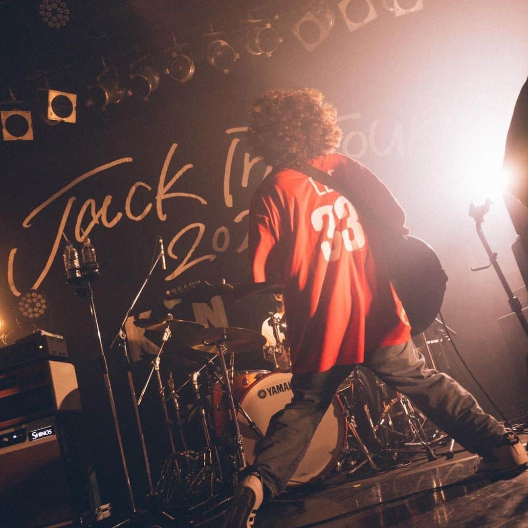 谷口鮪さんのインスタグラム写真 - (谷口鮪Instagram)「Jack in tour 2023 開幕！ 初日札幌四星球と！最高！ アー写が全員まさやん兄さんになっている。  Photo by ハタサトシ  The tour began! We continue to grow. I had the best night with my dear seniors.」6月22日 16時58分 - taniguchi_maguro