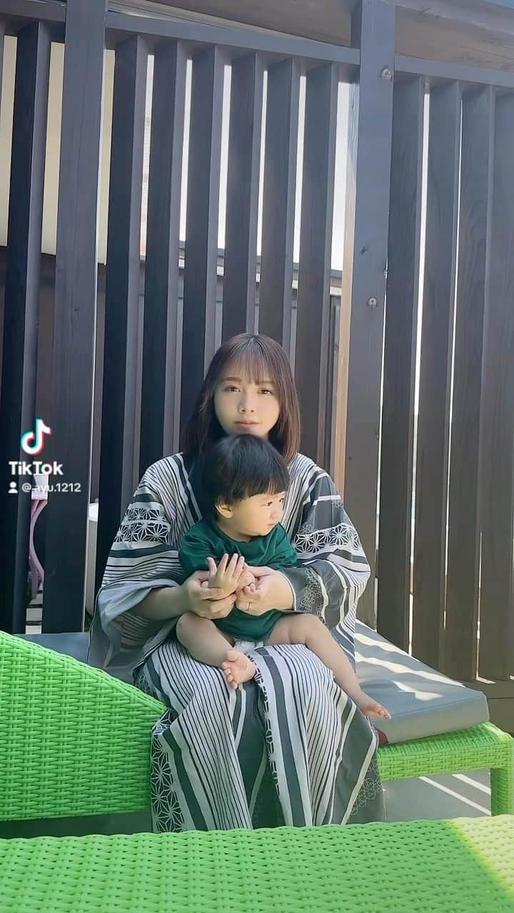 新田あゆなのインスタグラム：「息子と一緒に👶🏻💕 和歌山旅行最高だったなぁ🚗³₃  #和歌山旅行#和歌山リゾート #リゾートホテル #fyp #fypシ #9ヶ月ベビー #男の子ママ #ボブ大阪 #ボブ #大阪サロモ #サロモ関西 #ママモデル #ボブヘア」