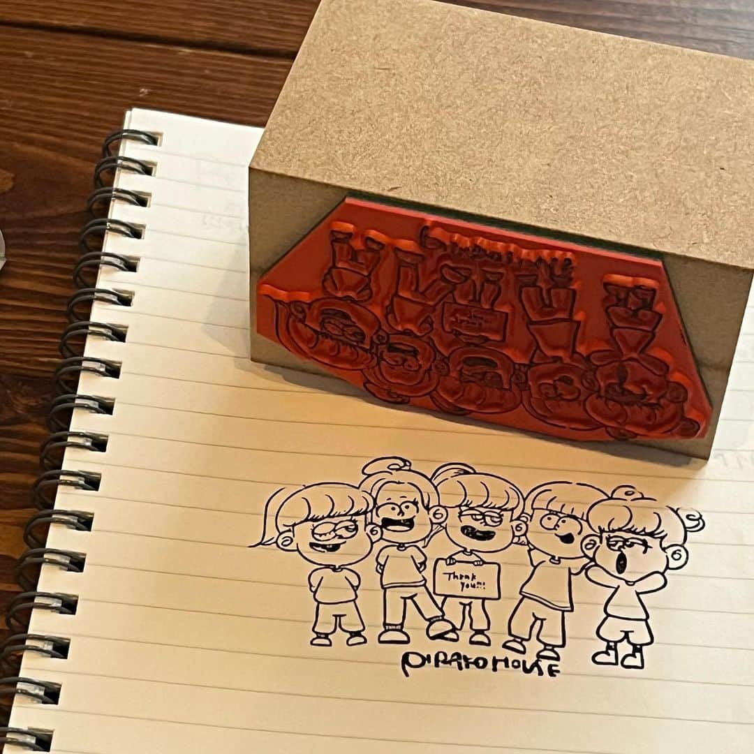 Pirakoのインスタグラム：「スタンプ沢山作りたい可愛い みんなも欲しい？？🫣🫣 今まで出したことないグッズ沢山作れたらいいな🦆」