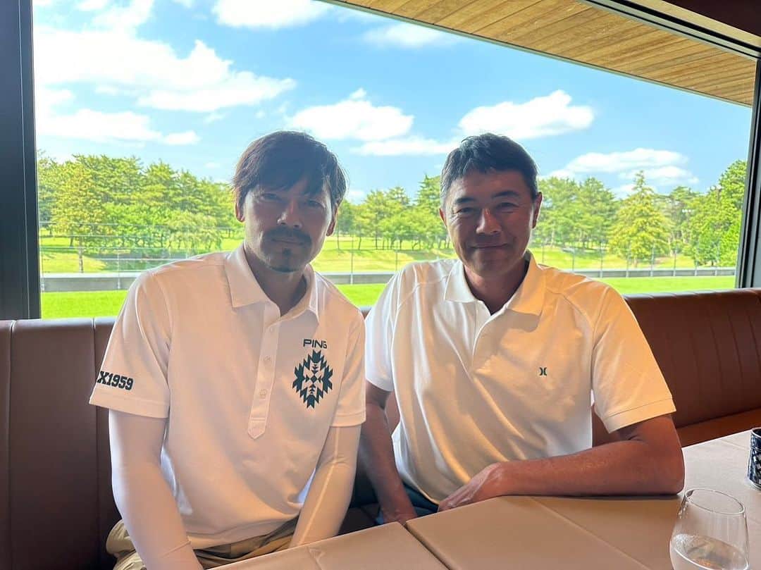 松井大輔さんのインスタグラム写真 - (松井大輔Instagram)「久しぶりのゴルフ  #横尾要 さんとご一緒させていただき ベスト更新いたしました。 めっちゃ優しく教えてもらい  101でフィニッシュ。ありがとうございます😊  2人の会長もありがとうございました またよろしくお願いします。 #golf #enjoy  #ゴルフ #ゴルフウェア  #training #楽しかったです」6月22日 17時23分 - matsuidaisuke_official