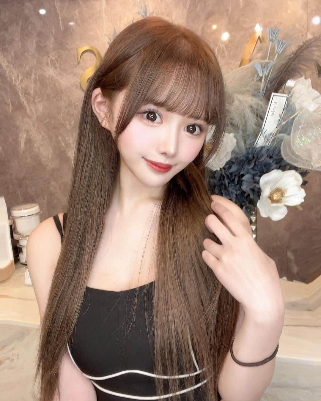 椎名ナツメのインスタグラム：「いつも髪の毛綺麗にしてくれてありがとうございます🥹💗💗💗」