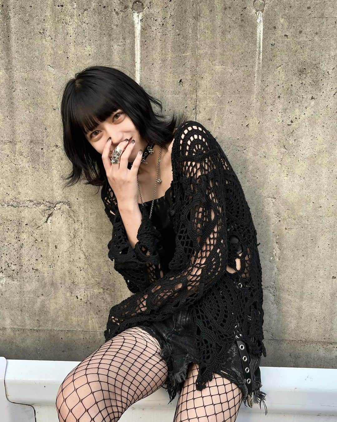 櫻子さんのインスタグラム写真 - (櫻子Instagram)「. punk⚡︎」6月22日 18時00分 - rako_bear_