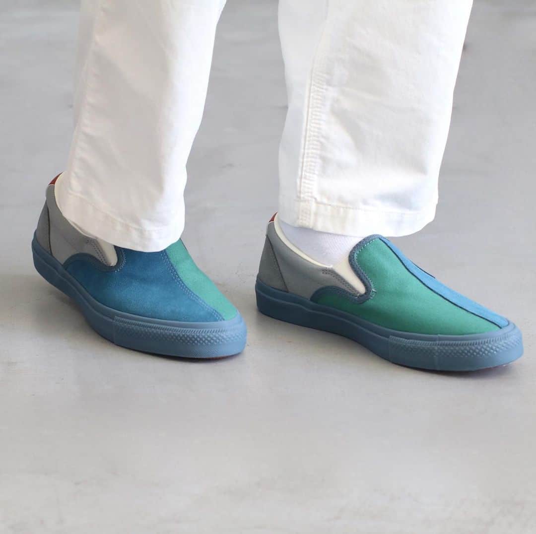 wonder_mountain_irieさんのインスタグラム写真 - (wonder_mountain_irieInstagram)「_ [#2023_SUMMER_SALE] CONVERSE SKATEBOARDING × SAYHELLO / コンバーススケートボーディング×セイハロー "CS SLIP-ON SK SAYHELLO OX" ¥ 14,300- > ¥ 10,725- [25%OFF] _ 〈online store / @digital_mountain〉 https://www.digital-mountain.net _  【オンラインストア#DigitalMountain へのご注文】 *24時間受付 *14時までのご注文で即日発送 *1万円以上ご購入で送料無料/ tel：084-973-8204  _ We can send your order overseas. Ordering procedure details can be found here. >>http://www.digital-mountain.net/html/page56.html  _ #CONVERSESKATEBOARDING #SAYHELLO #コンバーススケートボーディング #セイハロー _ 実店舗：#WonderMountain  〒720-0043  広島県福山市船町2-23 JR 「#福山駅」より徒歩10分 #ワンダーマウンテン #japan #hiroshima #福山 #福山市 #尾道 #倉敷 #鞆の浦 近く _ WOMEN/GOODS： @hacbywondermountain _」6月22日 17時54分 - wonder_mountain_