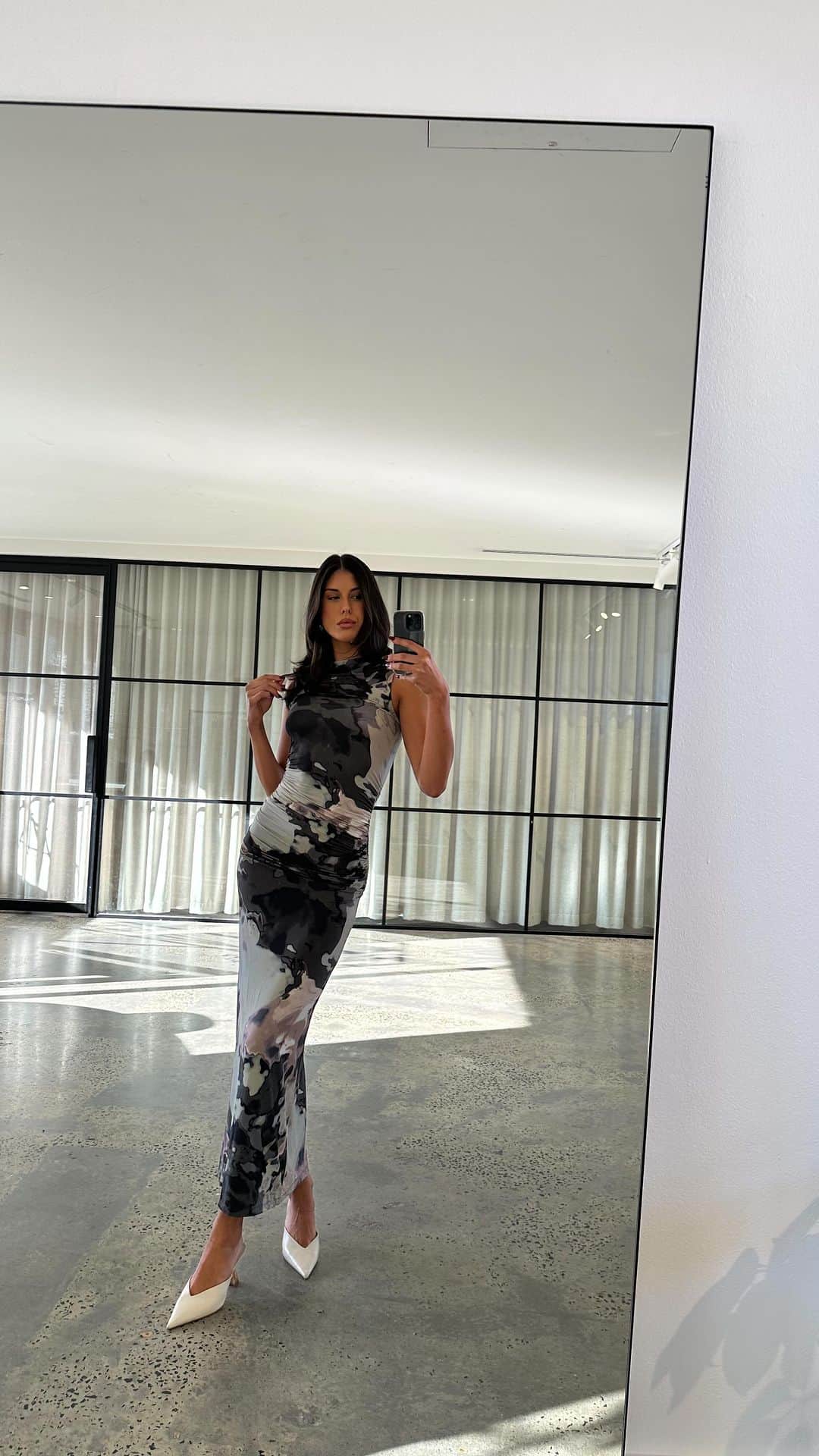 KOOKAI のインスタグラム：「Just Landed •• Shop the Lucia Midi Dress, available in all boutiques and online #kookai」