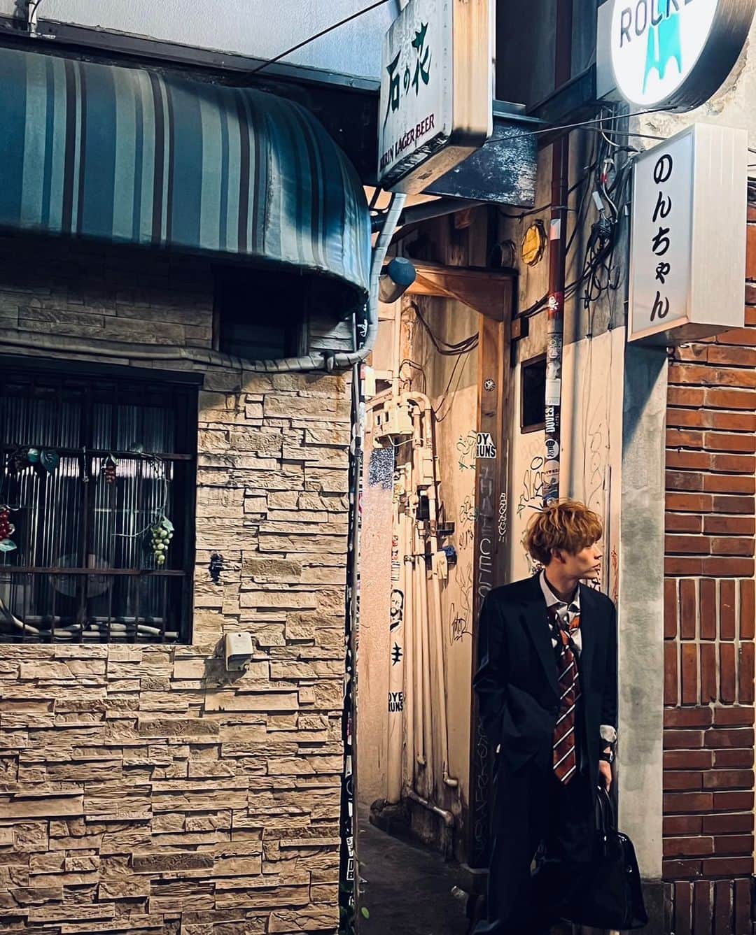 岩岡徹さんのインスタグラム写真 - (岩岡徹Instagram)「📹 ハイボールブギ。  #ハイボール好き #レモン欲しい派 #なくてもいいけど #どっちやねん🥃 #MVぜひ✨」6月22日 18時11分 - da_ice_toru_iwaoka