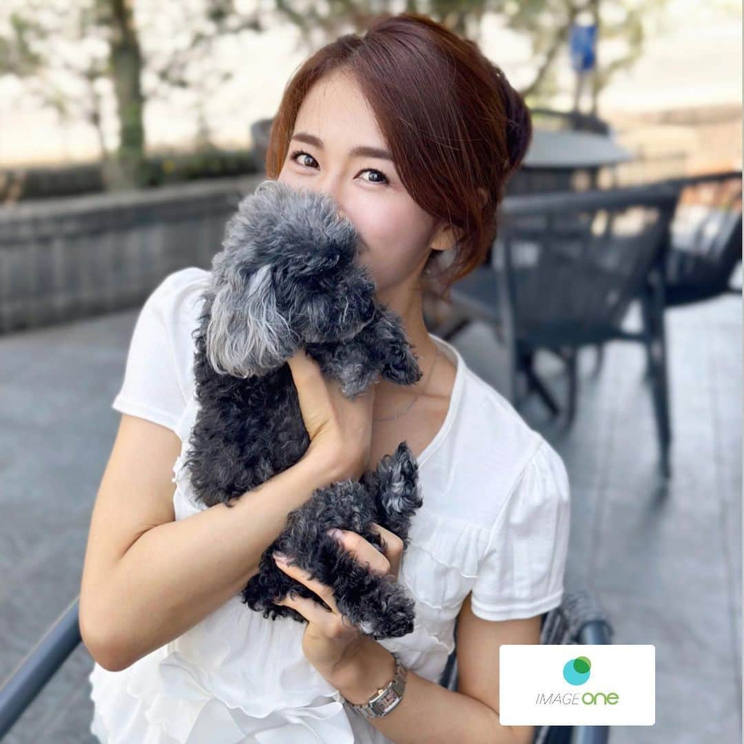 しろまっするのインスタグラム：「・ 色々な所へ旅行にいくのが好きなのですが、  最近地球環境のことについて興味を持つようになって『サステナビリティ方針』を実施してる会社を教えてもらいました🌎✨  ヘルスケア産業を取り巻く環境変化に順応して、高品質な医療機器や医療サービスの安定的な供給を実現せていたり、他にも色々な取り組みをされてるみたいなのでチェックしてみてね♡  https://www.imageone.co.jp/sustainability/  #イメージワン #IMAGEone #ad #応援 #サステナビリティ  #しろまっする」