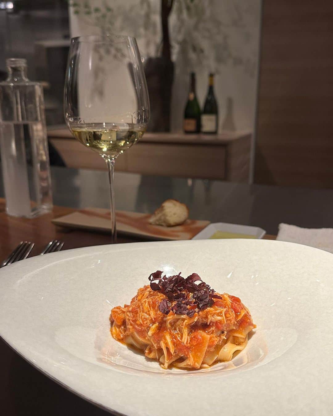 高木由梨奈のインスタグラム：「母の誕生日ディナー🍝♡ おめでたい日☺️ 一年ぶりくらいにお邪魔したレストラン🇮🇹 特にパスタは×10くらい食べたかった  #イルアオヤマ #名古屋グルメ」