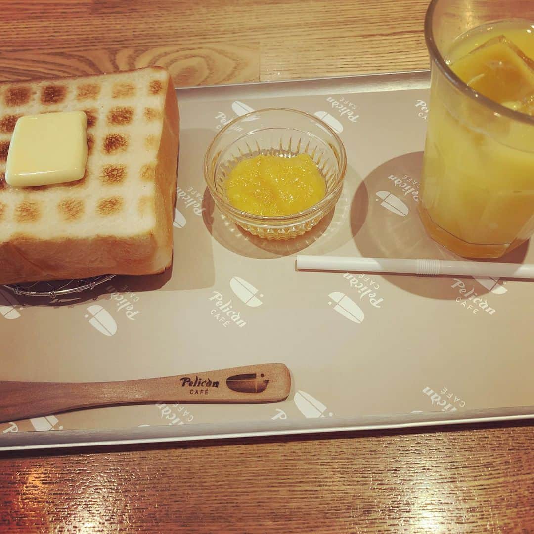 加藤千恵さんのインスタグラム写真 - (加藤千恵Instagram)「いつかの朝昼ごはん。おいしい食パンがもたらす幸福さは絶大。」6月22日 18時50分 - katochie1110