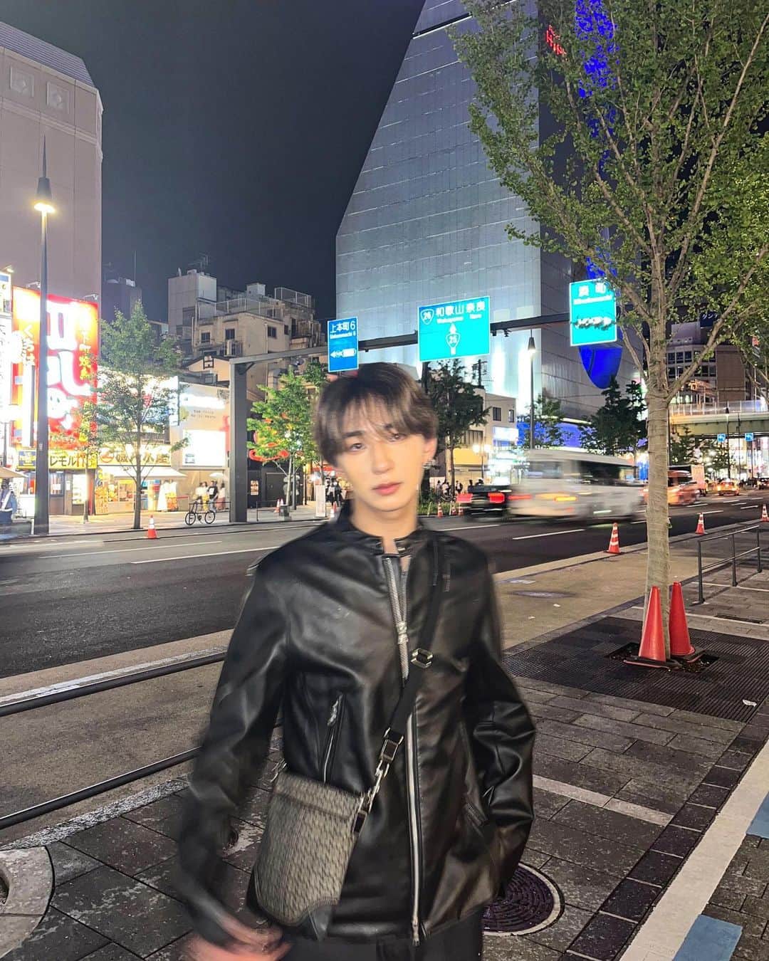 上野裕次郎のインスタグラム：「※Downtown Osaka⭐︎」