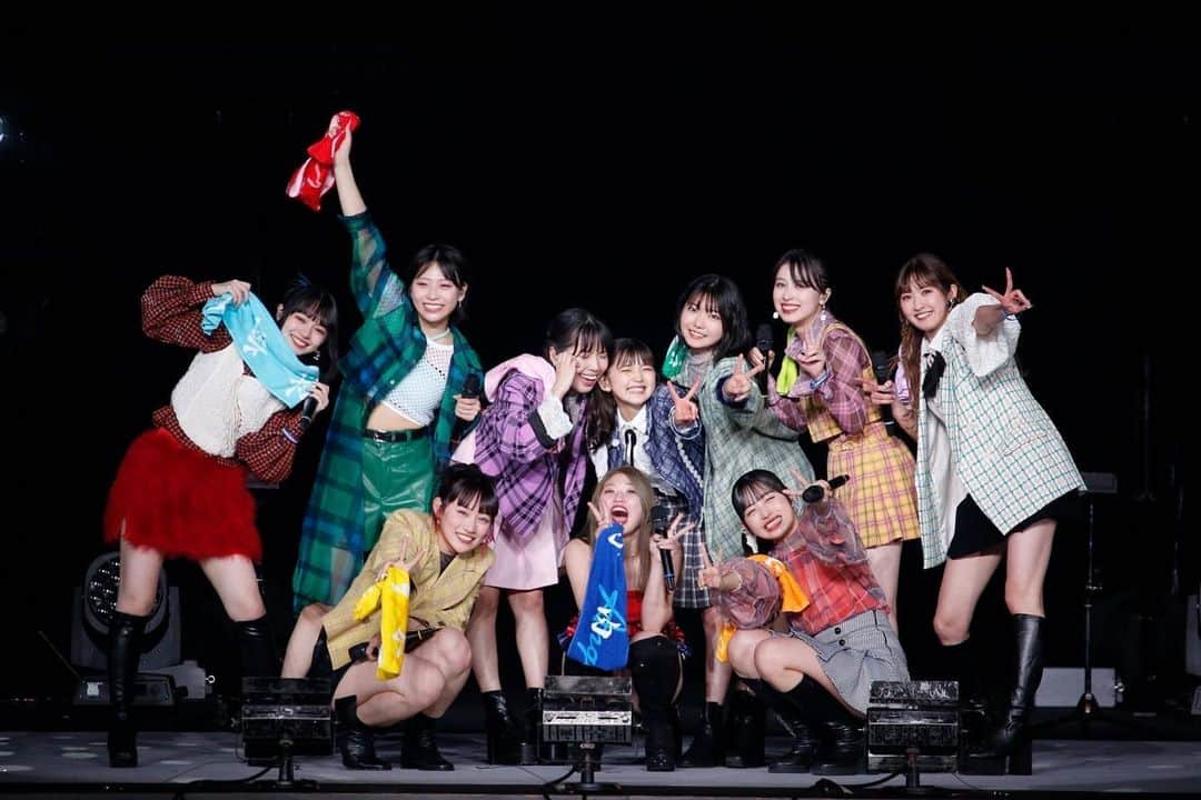 ANGERMEさんのインスタグラム写真 - (ANGERMEInstagram)「.  ANGERME CONCERT 2023 竹内朱莉 FINAL LIVE ｢アンジュルムより愛をこめて｣ in 横浜アリーナ  Thanks for all !  これからも竹内朱莉、アンジュルムを よろしくお願いします！  #アンジュルム #angerme #helloproject #ハロプロ #横浜アリーナ #アンジュ横アリ0621」6月22日 19時28分 - angerme_official