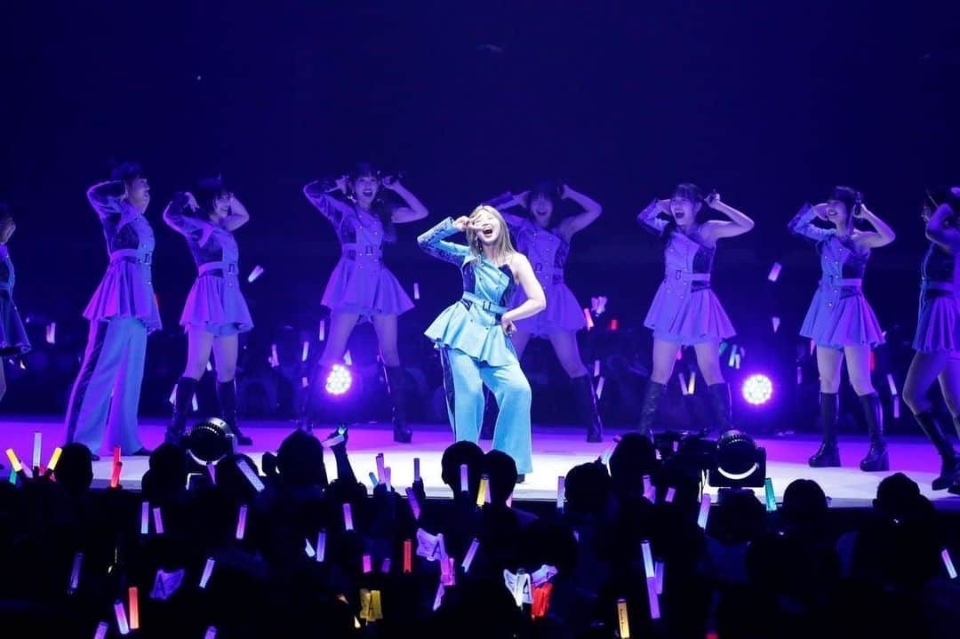 ANGERMEさんのインスタグラム写真 - (ANGERMEInstagram)「.  ANGERME CONCERT 2023 竹内朱莉 FINAL LIVE ｢アンジュルムより愛をこめて｣ in 横浜アリーナ  Thanks for all !  これからも竹内朱莉、アンジュルムを よろしくお願いします！  #アンジュルム #angerme #helloproject #ハロプロ #横浜アリーナ #アンジュ横アリ0621」6月22日 19時28分 - angerme_official