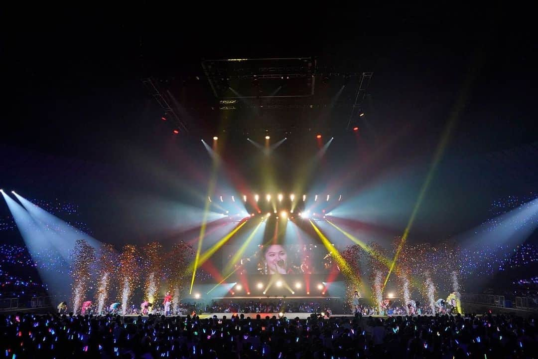 ANGERMEさんのインスタグラム写真 - (ANGERMEInstagram)「.  ANGERME CONCERT 2023 竹内朱莉 FINAL LIVE ｢アンジュルムより愛をこめて｣ in 横浜アリーナ  Thanks for all !  これからも竹内朱莉、アンジュルムを よろしくお願いします！  #アンジュルム #angerme #helloproject #ハロプロ #横浜アリーナ #アンジュ横アリ0621」6月22日 19時28分 - angerme_official