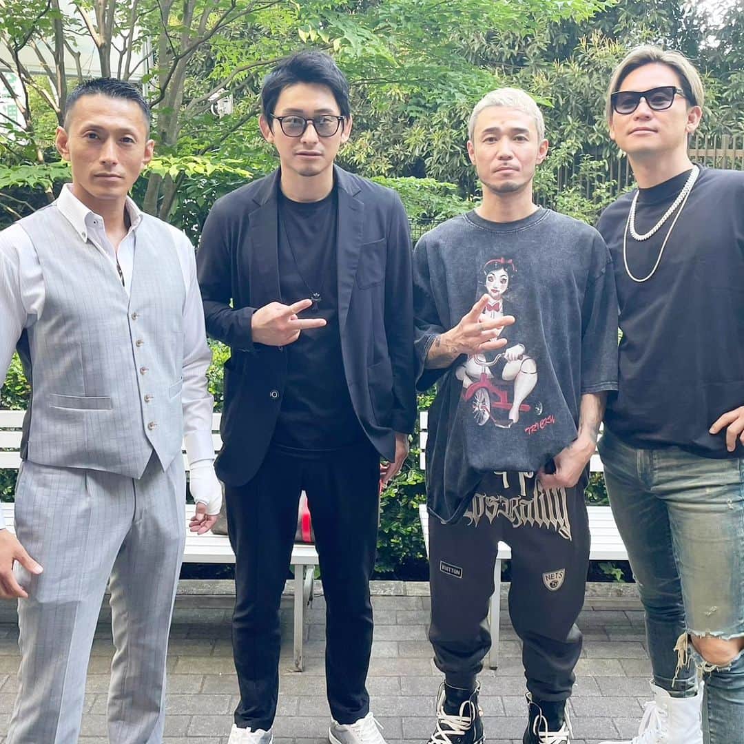 黒石高大のインスタグラム：「ブレイキングダウンで 喧嘩自慢地区対抗戦やるよ 横浜神奈川エリアにスカウト行く 知り合い通してでもDMでもいい 待ってるよ 一緒に青春しよか ブレイキングダウン毎回ワクワクさせてくれて最高じゃんね  #BREAKINGDOWN #ブレイキングダウン  #喧嘩自慢 #喧嘩自慢地区対抗戦」
