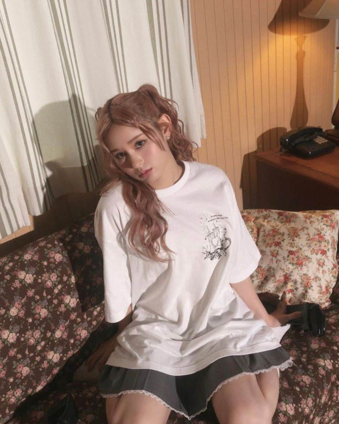 後口早弥香さんのインスタグラム写真 - (後口早弥香Instagram)「BUBBLES👗 @bubblestokyo   いつもありがとうございます🤍 -------------------------------------------- #makeup #hairandmakeup  #hairstyle #cosmetics #fashion #model #tenderperson #sayakaatoguchi #fashionph #fashionphotography #makeupartist #ヘアメイク #ヘアメイクアーティスト #ヘアアレンジ #クリエイティブメイク  #モデル #ファッション　#スタイリスト #ファッション撮影 #広告撮影 #カメラマン #スタイリスト #コスメ #コスメ好きさんと繋がりたい #後口早弥香」6月22日 19時53分 - sayaka.atoguchi