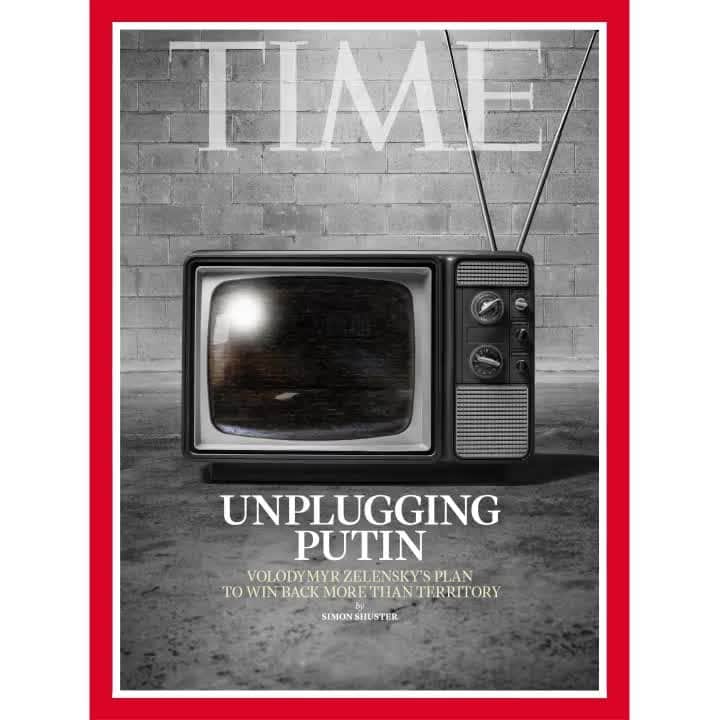TIME Magazineのインスタグラム：「TIME's new cover: Inside Volodymyr Zelensky's plan to beat Putin's propaganda in Russian-occupied Ukraine.  Millions of people in Russia and the occupied regions of Southern and Eastern Ukraine absorb the Kremlin line about Ukraine through Russian television.  Zelensky has made it his mission not only to free Ukrainian land from Russian occupation but also to liberate Ukrainians from what he calls the "Russian information space."  To reach them, he plans to use the same weapon that Russia has used to indoctrinate them. "Ukraine needs to break through," Zelensky told TIME, "with its channels of information as actively as possible."  Read the full story at the link in our bio.  Animation by @brobeldesign」