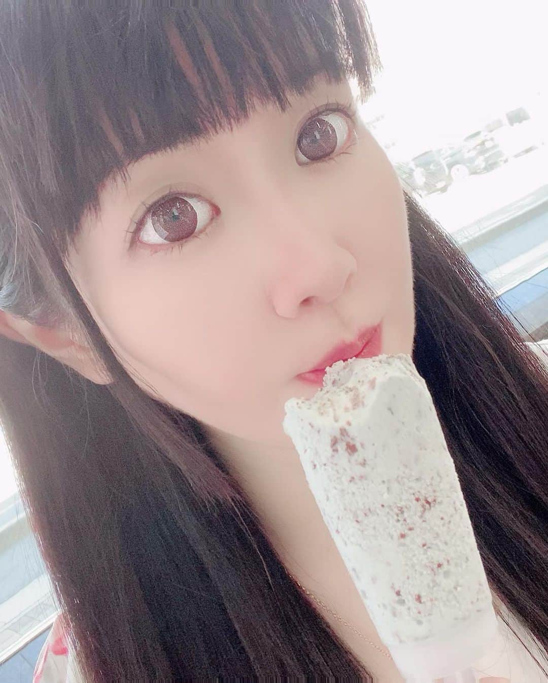 狩野茉莉さんのインスタグラム写真 - (狩野茉莉Instagram)「アイスが本当に美味しい！チョコミント好き✨  #アイス #チョコミント #セブンティーンアイス」6月22日 20時08分 - marimari_kano