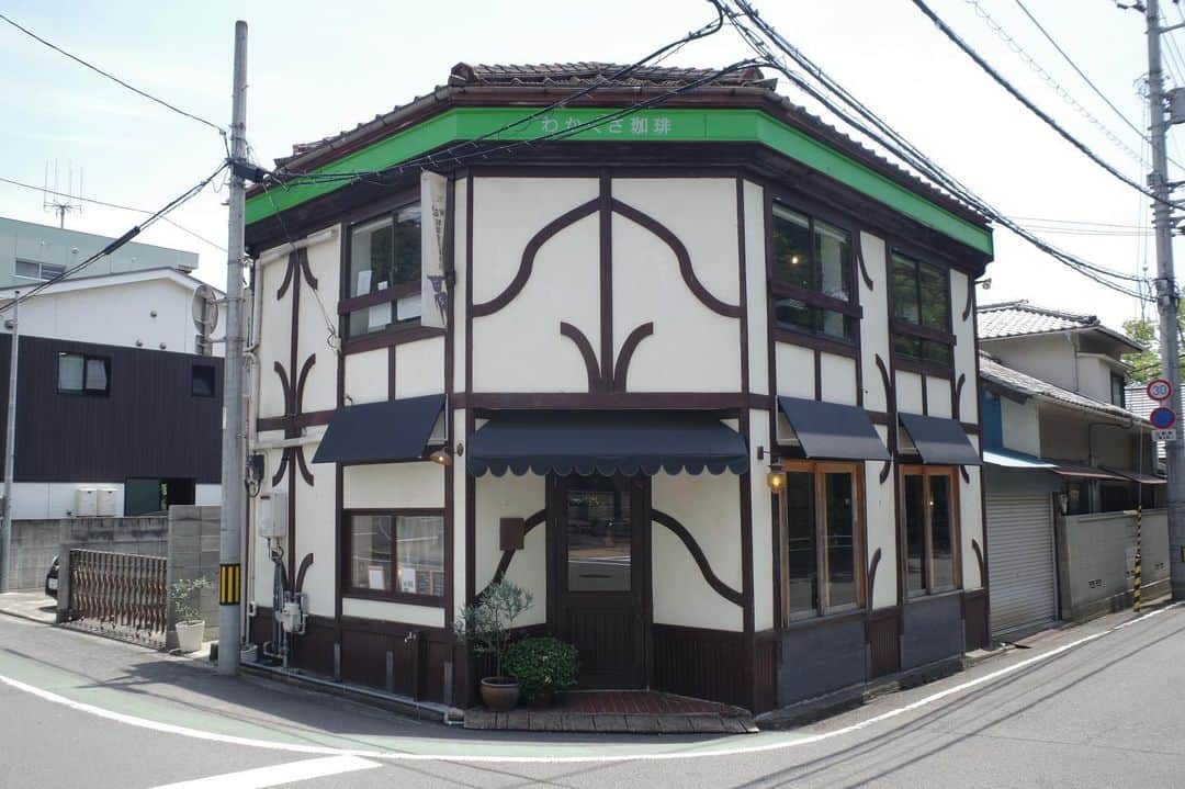 石井輝明のグルメインスタ