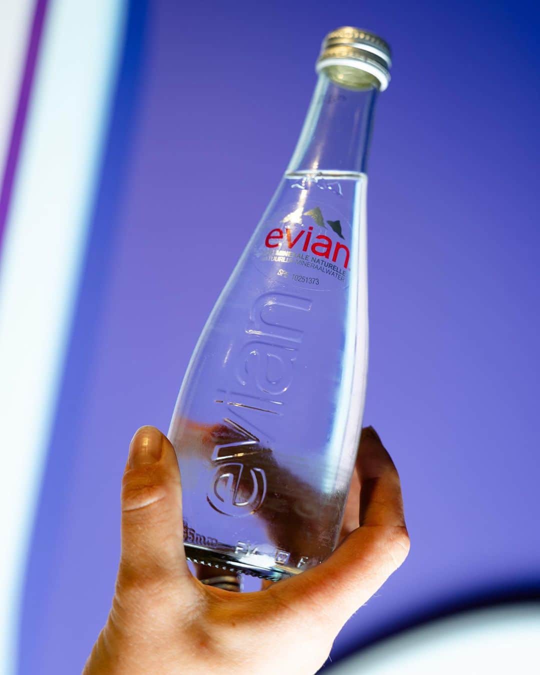 evianのインスタグラム：「We were thrilled to keep guests hydrated at @pharrell online auction house @joopiterofficial launch party on Monday 🎨  Curated in partnership with @sarahandelman #JustPhriends is open to the public until June 24th at 8 avenue Matignon and online until June 27th.  #evianwater」