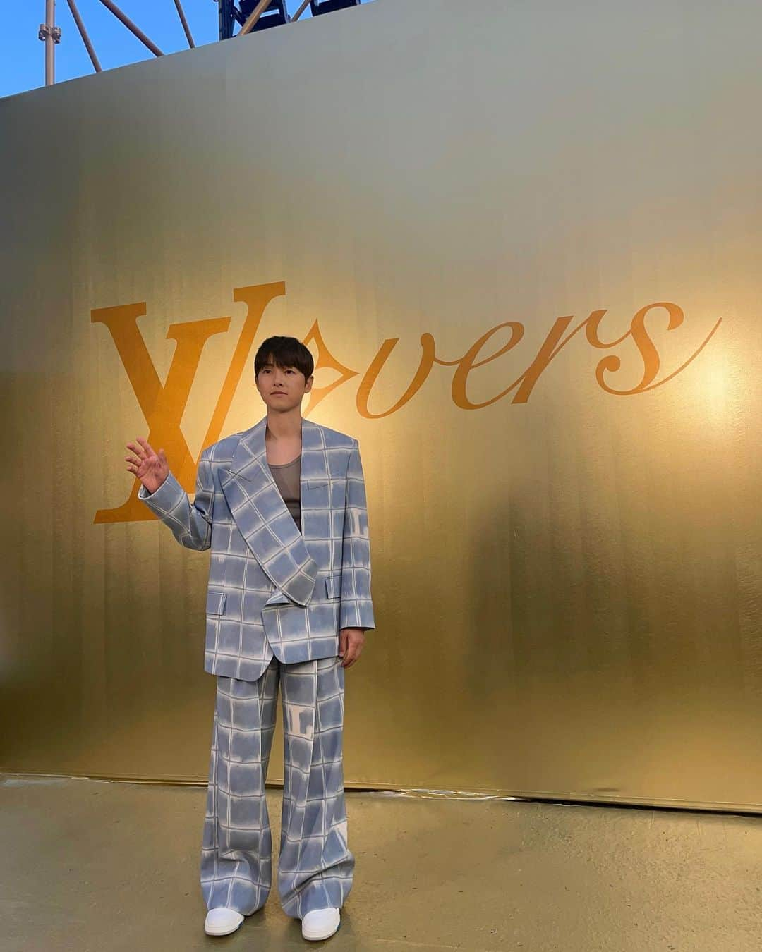 ソン・ジュンギさんのインスタグラム写真 - (ソン・ジュンギInstagram)「@louisvuitton @pharrell #LVMenSS24」6月22日 21時57分 - hi_songjoongki