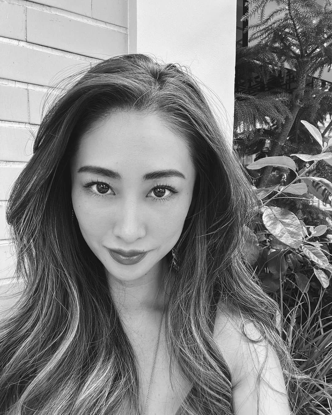 esutoreja_risaribonのインスタグラム：「今回新しいまつ毛パーマに変えてみました‼️ 『ペッタ』です！ 今まではメーテルでしたが あらたにまた自分のまつ毛が何がいいのか悩み相談をして新しいペッタに変えました‼️ 根元から上がるが瞼につかない長さは出るパーマだと私は思います‼️ .私の感覚では^ - ^  .  . #恵比寿#ペッタ#まつ毛パーマ #eyeroom.mira」