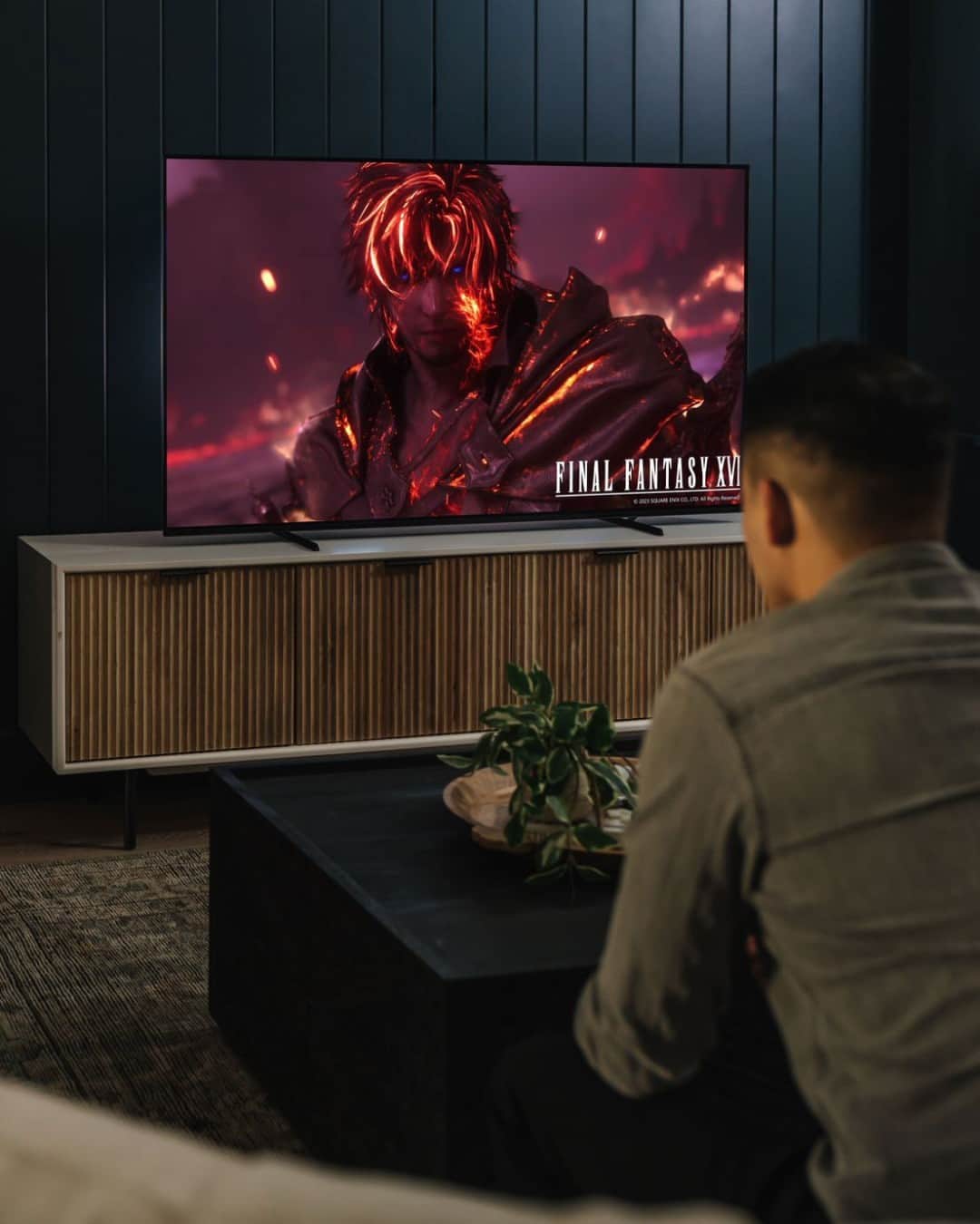 のインスタグラム：「10 lucky players will have a chance to win the new Final Fantasy XVI game. Comment below who your favorite FF16 character or what you’re most excited about in the new game to enter! Winners will be announced on Thursday June 29th, GOOD LUCK! #FF16 #SonyTV  (This giveaway is in partnership with SQUARE ENIX. This giveaway is not associated with Instagram, must be 18+ to enter, US BASED ONLY)」