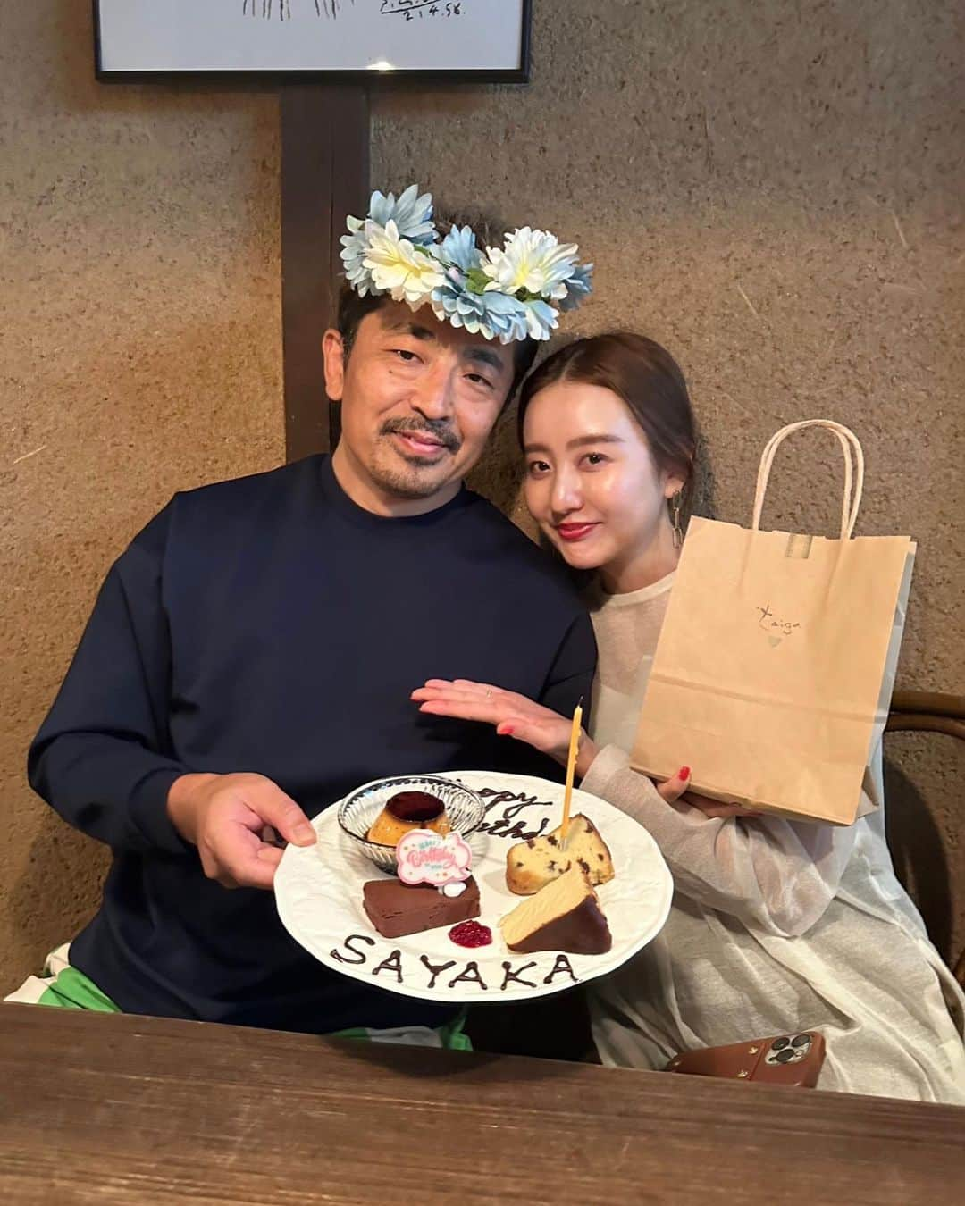 西村彩香さんのインスタグラム写真 - (西村彩香Instagram)「.  マブダチ様がお祝いしてくれて 幸せすぎた昨日🍽🍷🎂🌙  👨🏻‍🦱の誕生日みたいな感じになってるのなんで？笑(2枚目)  🗼土産のセンスもさすが🤣👏 早速🔑に付けさせてもろて💛  相変わらず色々ツッコミどころ満載な "マブダチ"との京都旅☺️💞  予約してくれたはじめましての つなぐ食堂も美味しかった😍  #マブダチ #京都旅 #大人の遠足」6月23日 8時22分 - leimoni_n